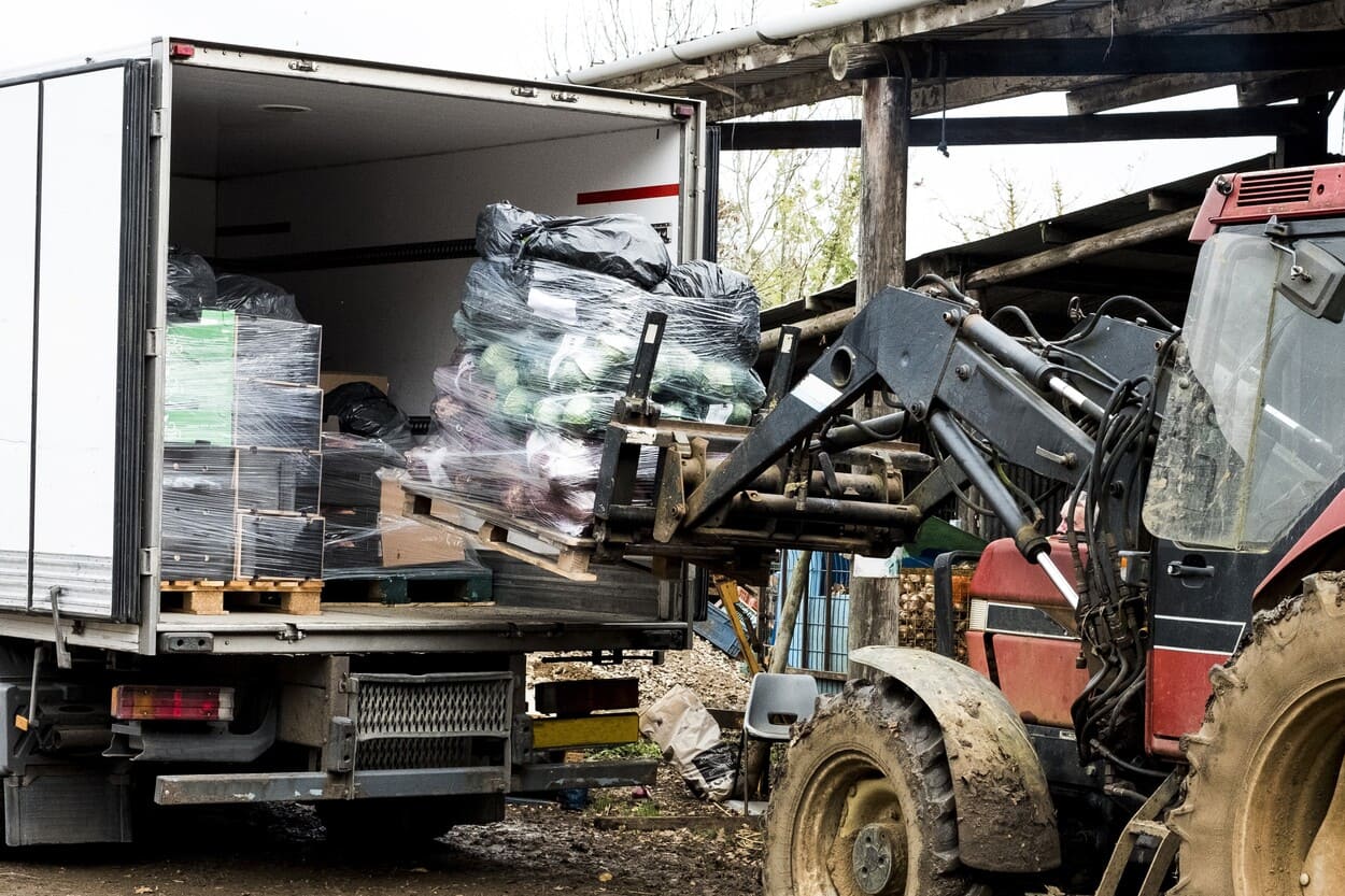 Food & Beverage Logistics Food Logistics Service Interlane Logistics