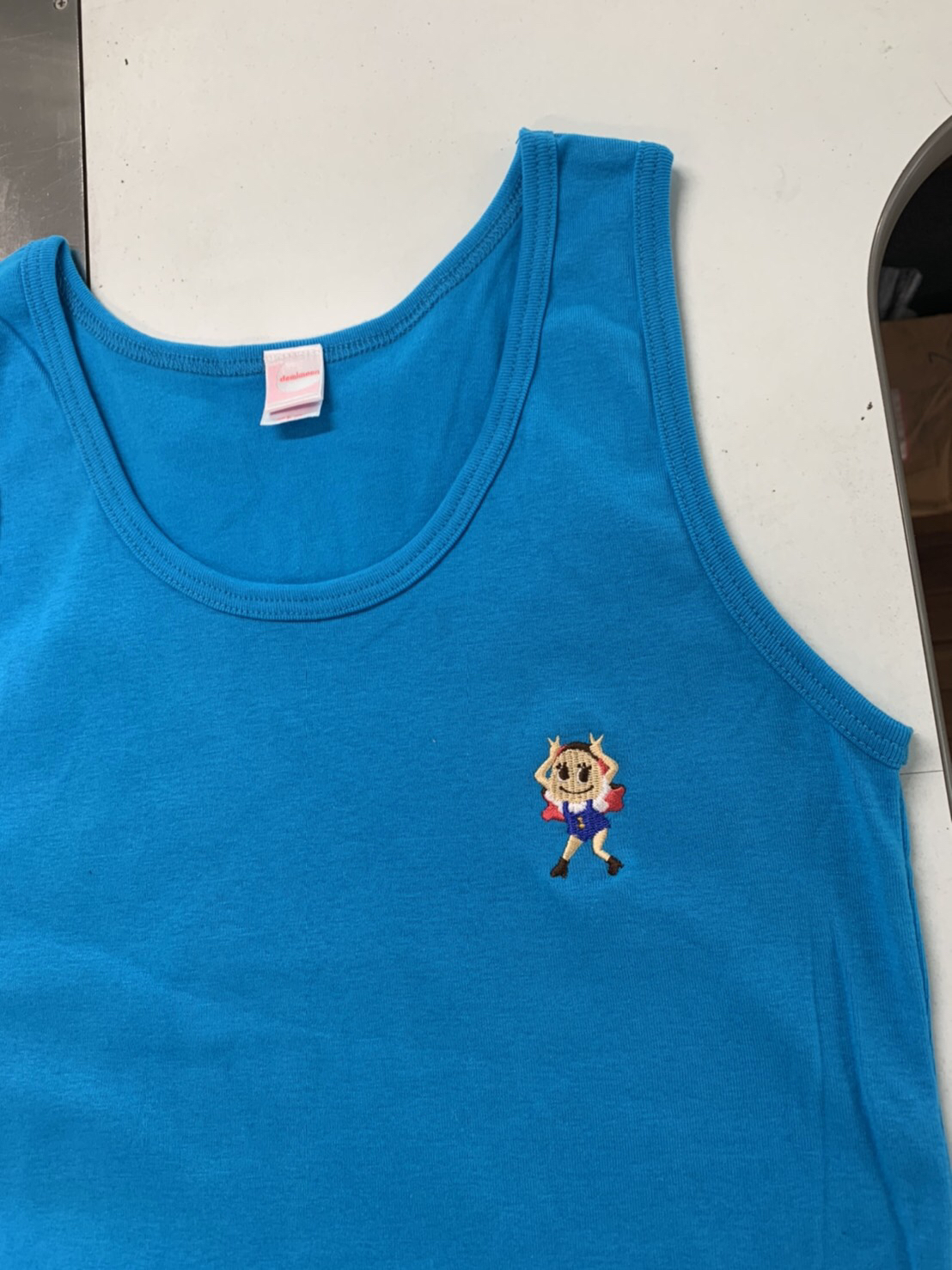 お持込みタンクトップ/キャラクター刺繍/フルカラー刺繍 【刺繍屋】東京都江東区のオリジナル刺繍専門店