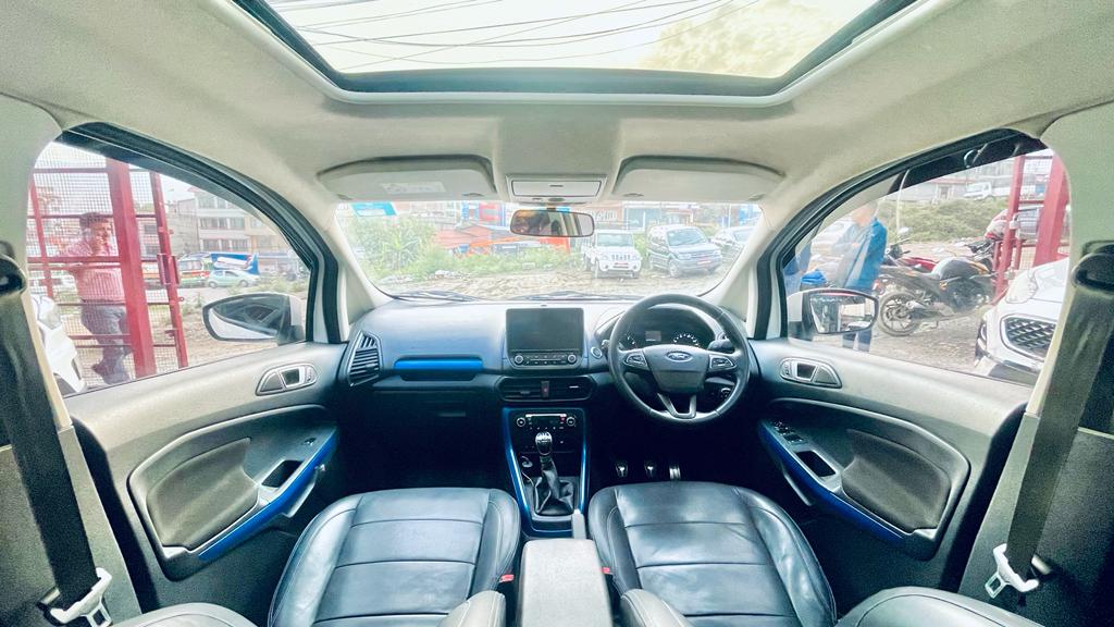 Ford Ecosport Signature Titanium with sunroof2018model Rs.3575000