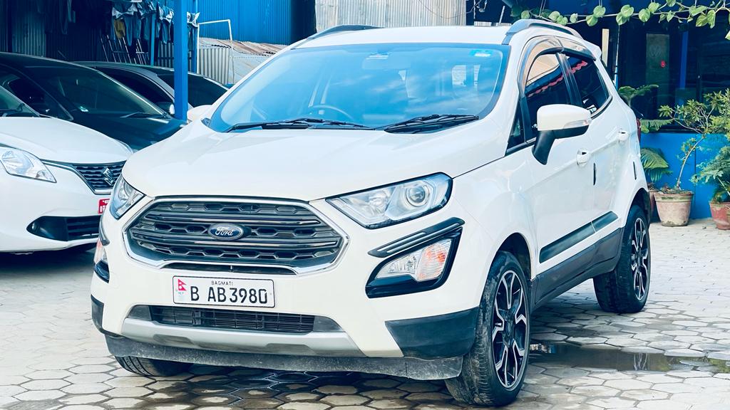 Ford Ecosport Signature Titanium with sunroof2018model Rs.3575000