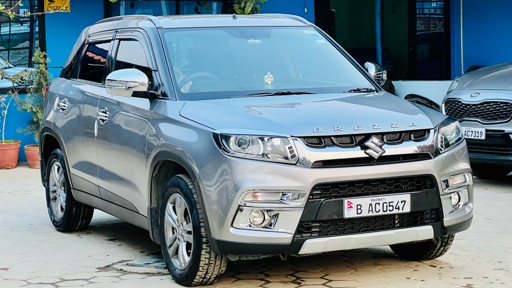 Maruti Suzuki Brezza zdi plus2017model Rs.3150000 buy hyundai