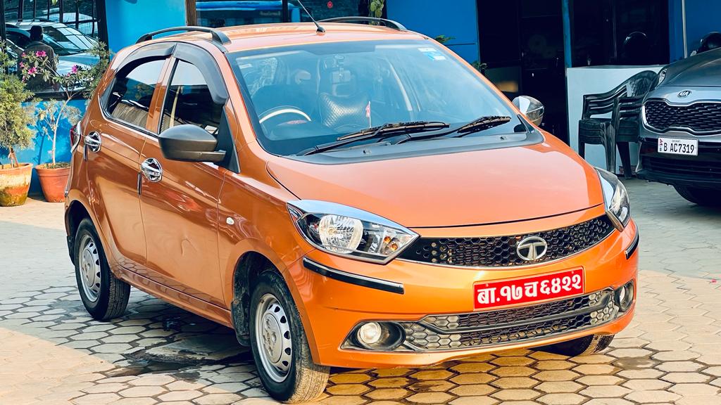Tata Tiago Xm2017model Rs.1575000 buy hyundai, suzuki, kia, toyota