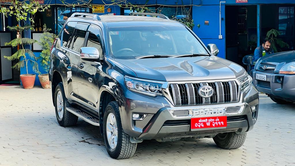 Toyota Prado VX 20212021model Rs.28000000 buy hyundai, suzuki, kia