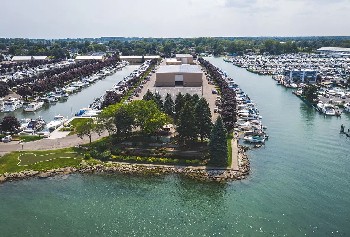 Safe Harbor Belle Maer Safe Harbor Marinas