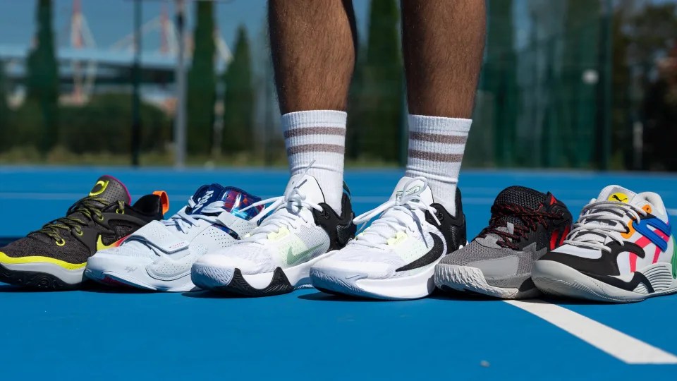 Shoes and Care Perbedaan Antara Sepatu Basket Indoor vs Outdoor