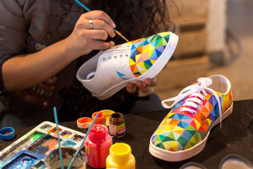 How To Paint Canvas Shoes Shoesimpact