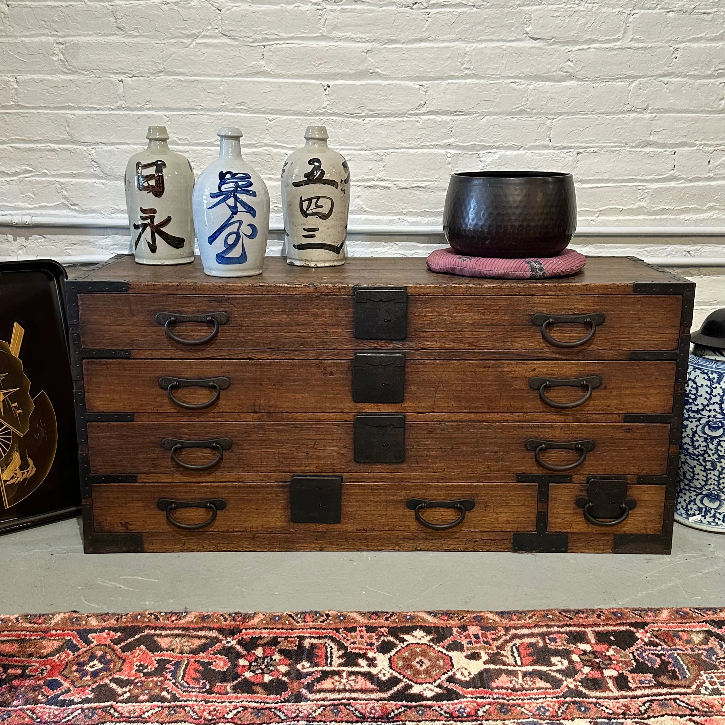 Antique Japanese Meiji Era c1880 Katana Sword Tansu Chest Kiri Wood 44