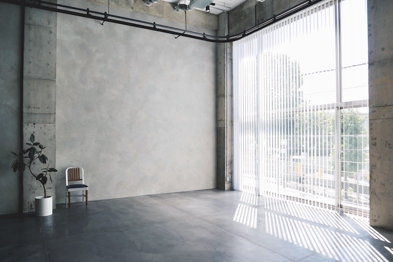 インダストリアルな撮影スタジオ HAI STUDIO SHOOTEST