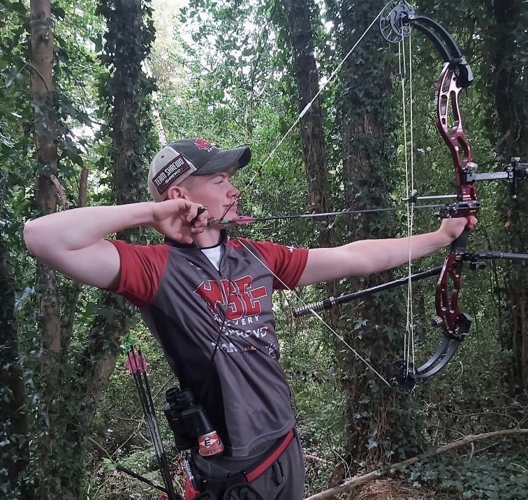 Compound Bow Making Noise This is Why!