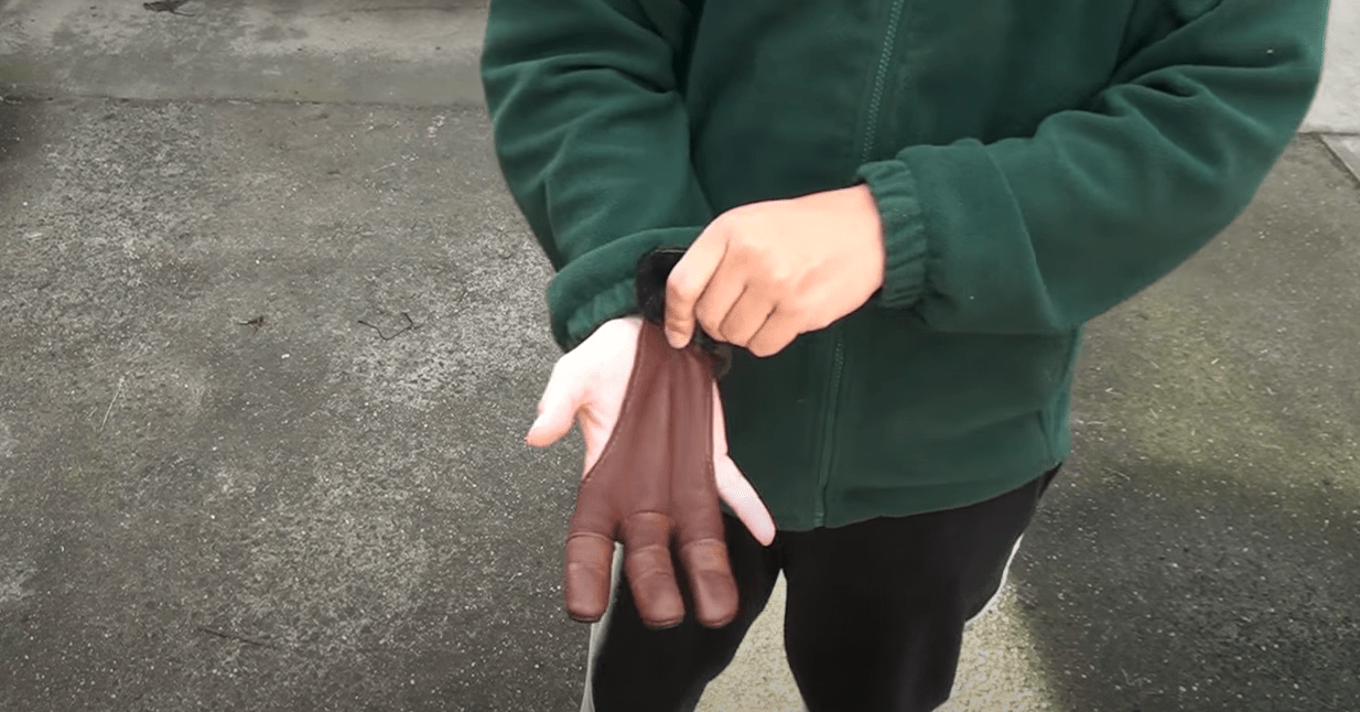 The 6 Best Archery Gloves in 2022 [REVIEWED] Shooting Clean Archery