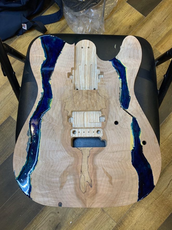 ギターボディ レジン 楽器/器材 エレキギター