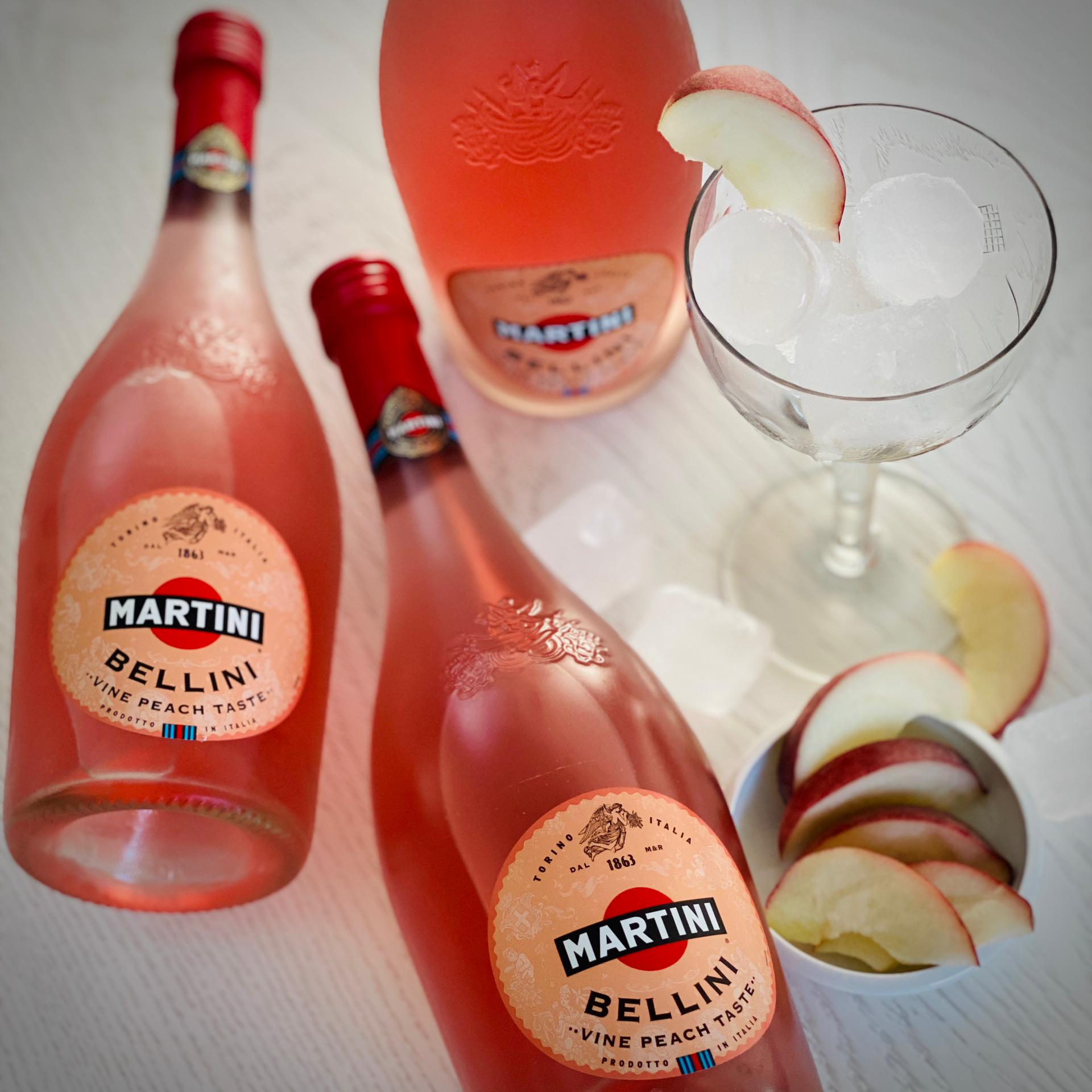 Martini Bellini 2 + 1 gratis! » DM Drinks Shop