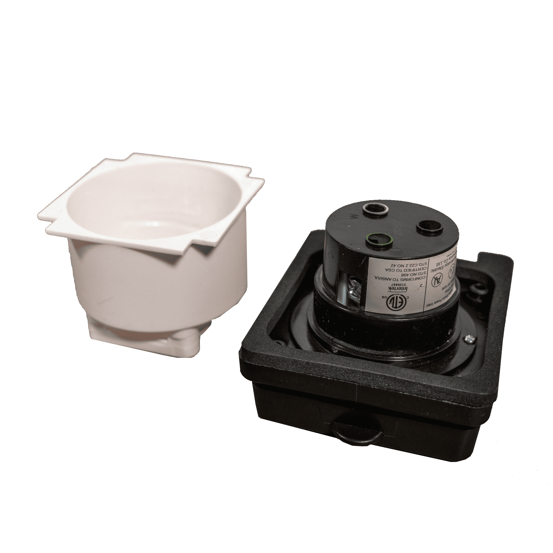 30 Amp Shore Power Inlet EXPLORIST.life