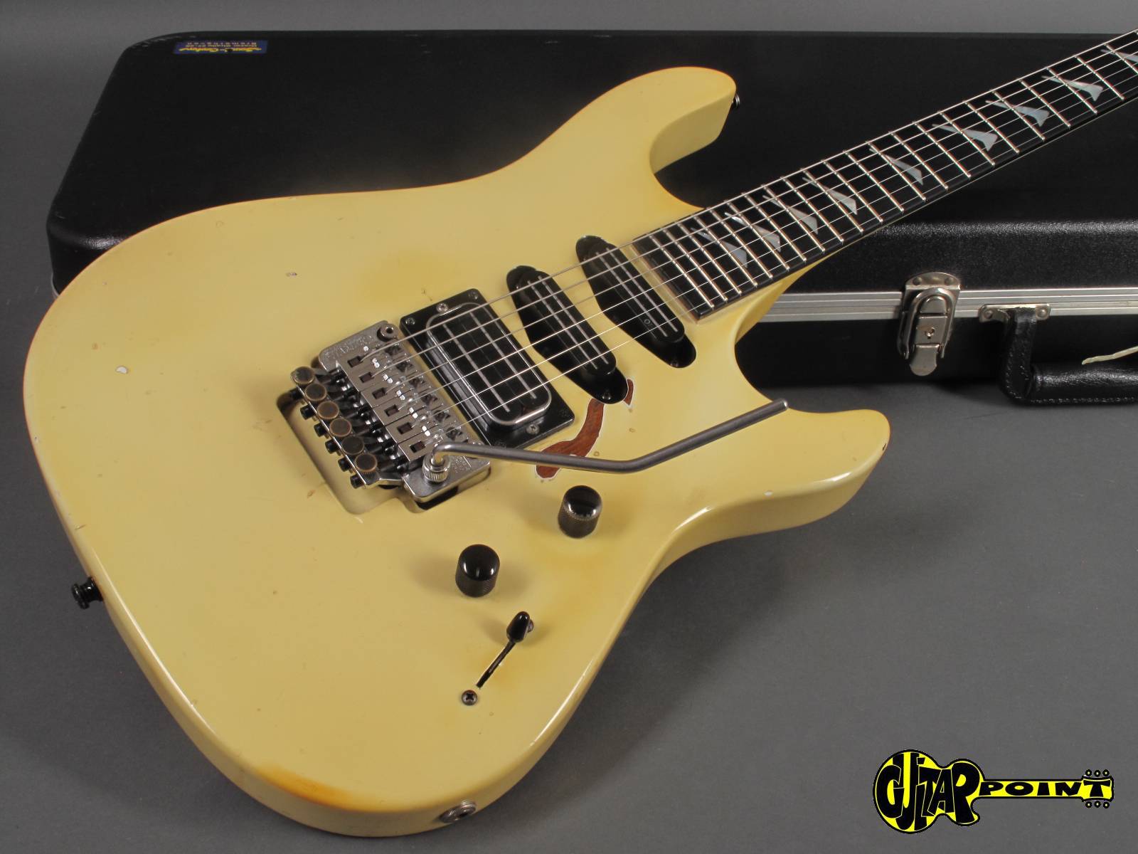 1986 Hamer Chaparral Custom White (USA)Vi86HamChapWht