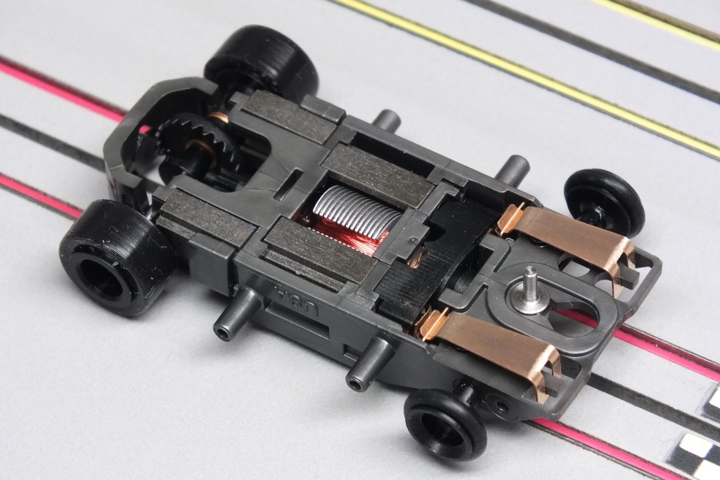 Viper Scale Racing V1 Pro4 6 Ohm HO Slot Car