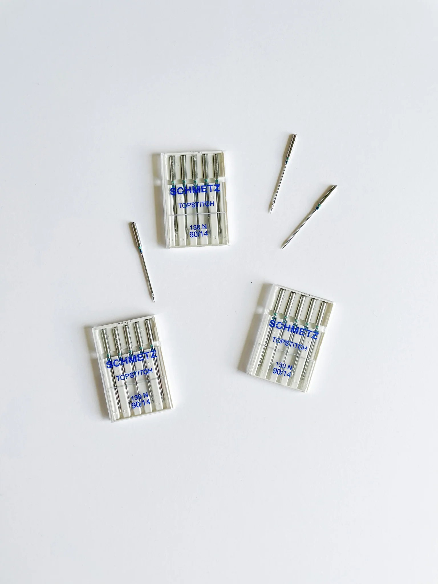 Topstitch Sewing Machine Needles Size 14/90 Knot and Thread Design