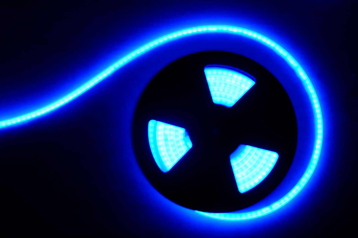 RGB Neon Flex LED Band 20W/m 11mm breit VERTIKAL biegbarLK043h