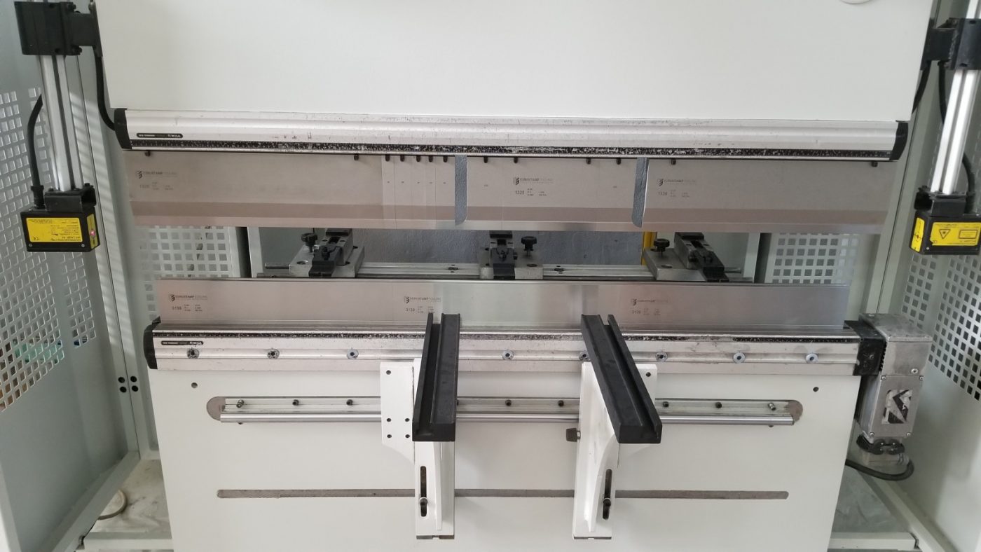 Press Brake with Wila Tooling MVD (2nd Hand) Shop SS Laser Solutions