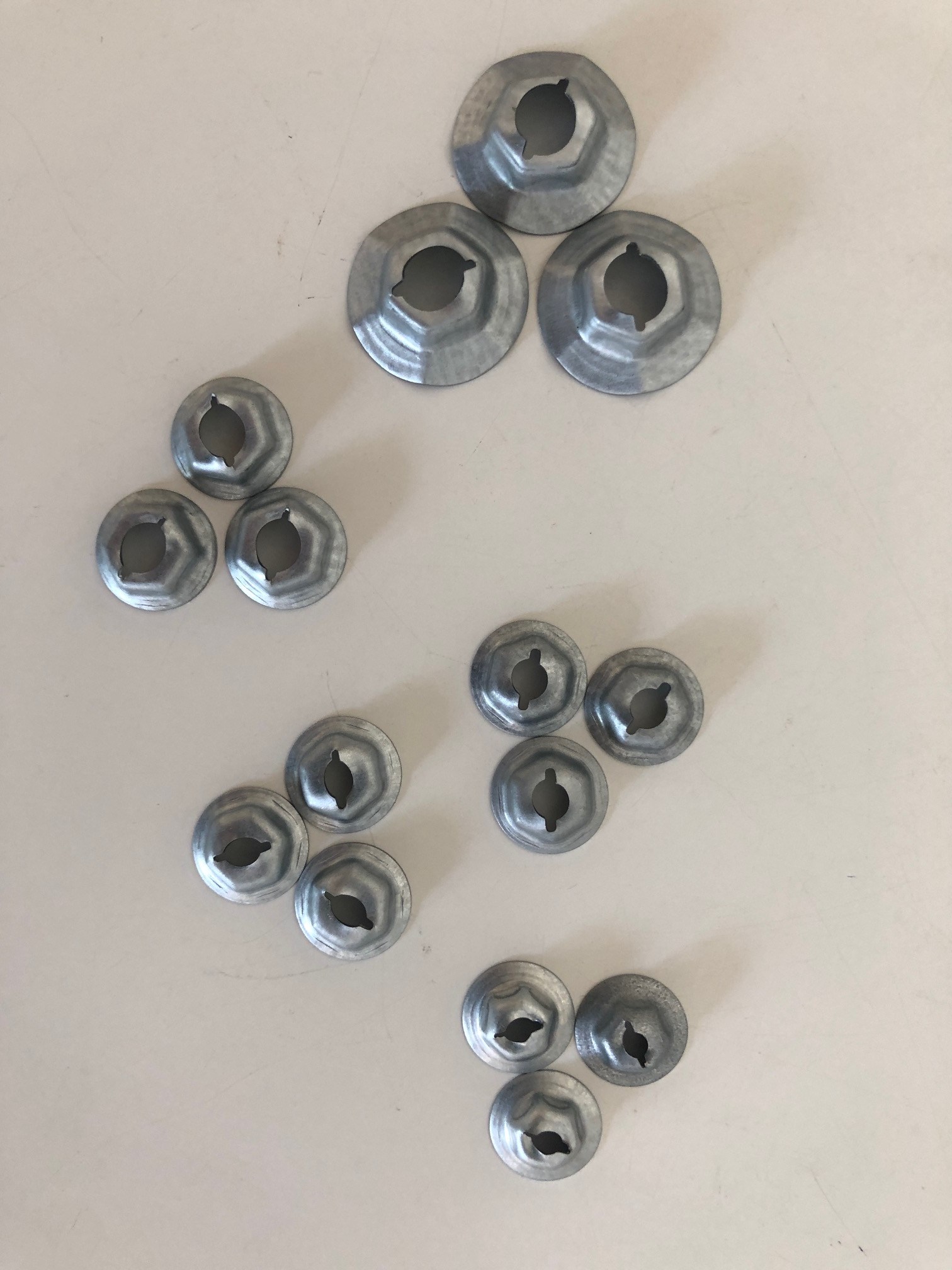 Thread Cutting Nut; 5/32; 1/8; 3/16; 5/16; 1/4 In. EMBLEMER