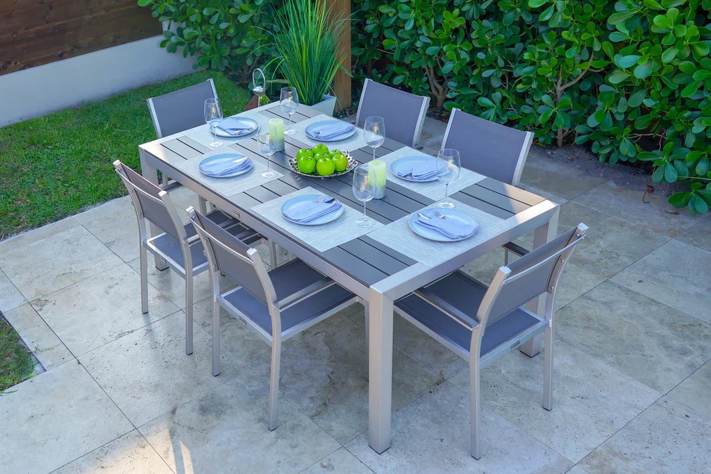 How to Clean Aluminum Patio Furniture?