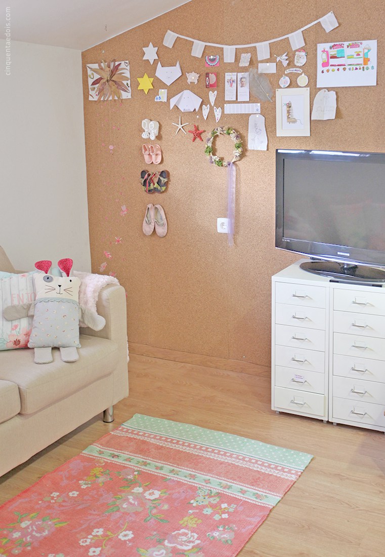 Cork roll with selfadhesive layer 10mm x 1m x 6m for Bulletin Board