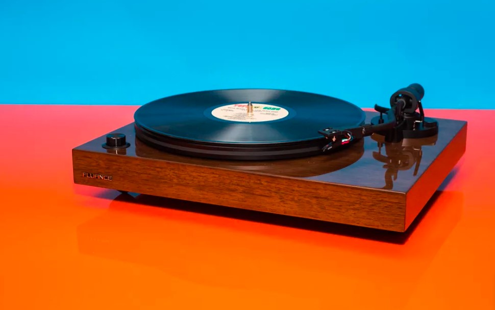 Top 10 Best Automatic Turntables in 2024 Reviewed & Buyer Guide