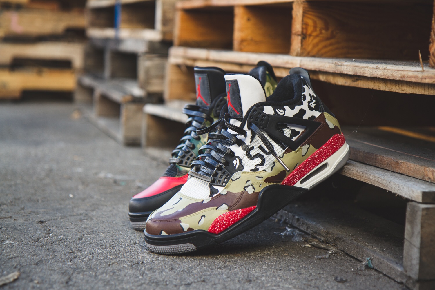 BAPE x SUPREME Easy to use Stencils to Customize Shoes! BAPE x SUPREME Easy to use Stencils to Customize Shoes!