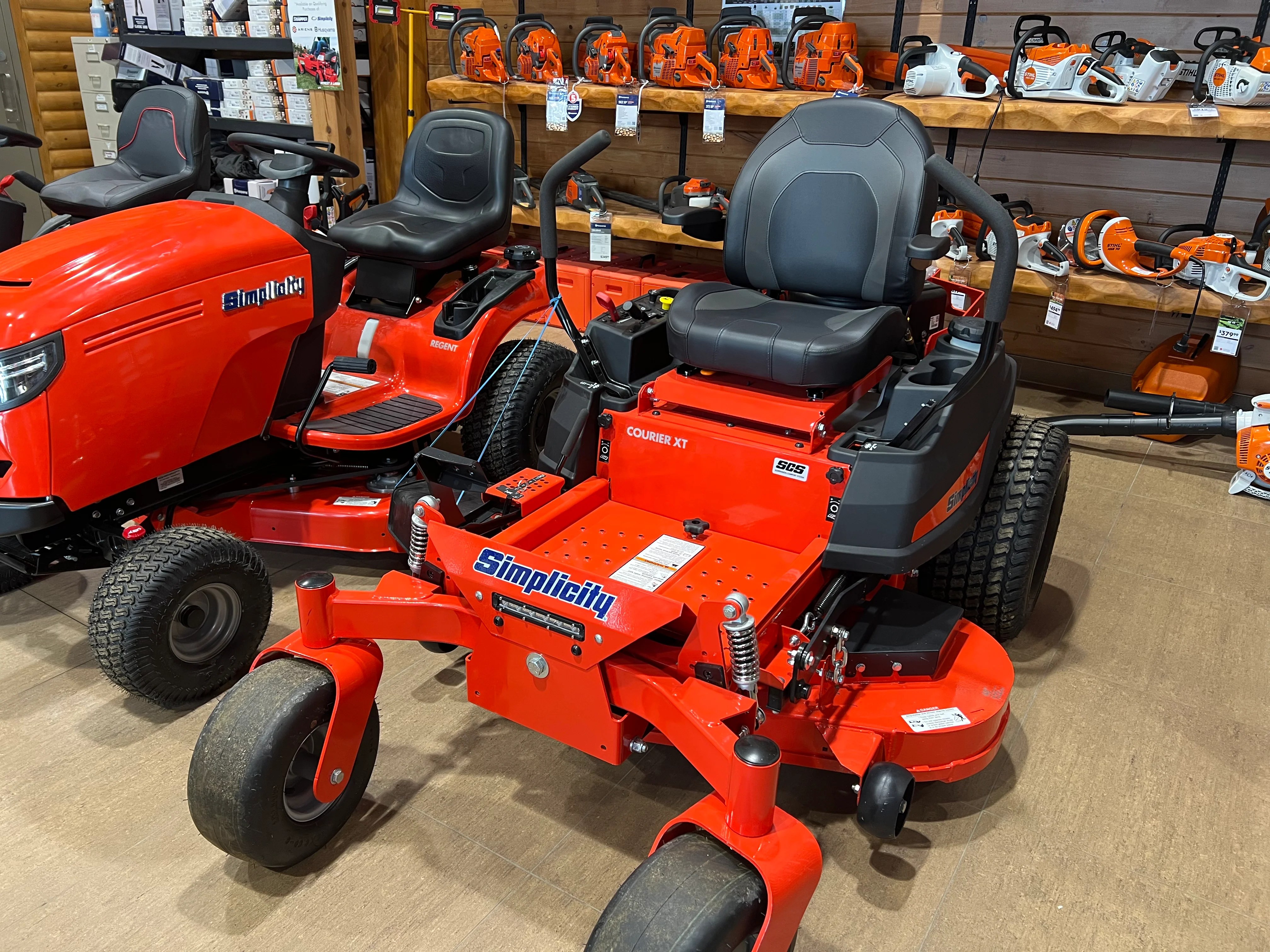 Simplicity Courier XT Mower – Forest and Lawn