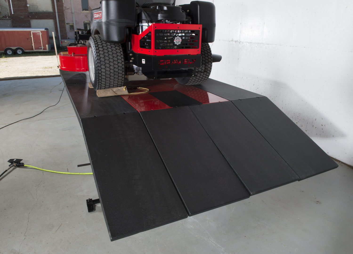 HMC SL6090Turf Turf Equipment & Mowers Lift Table Made in U.S.A.