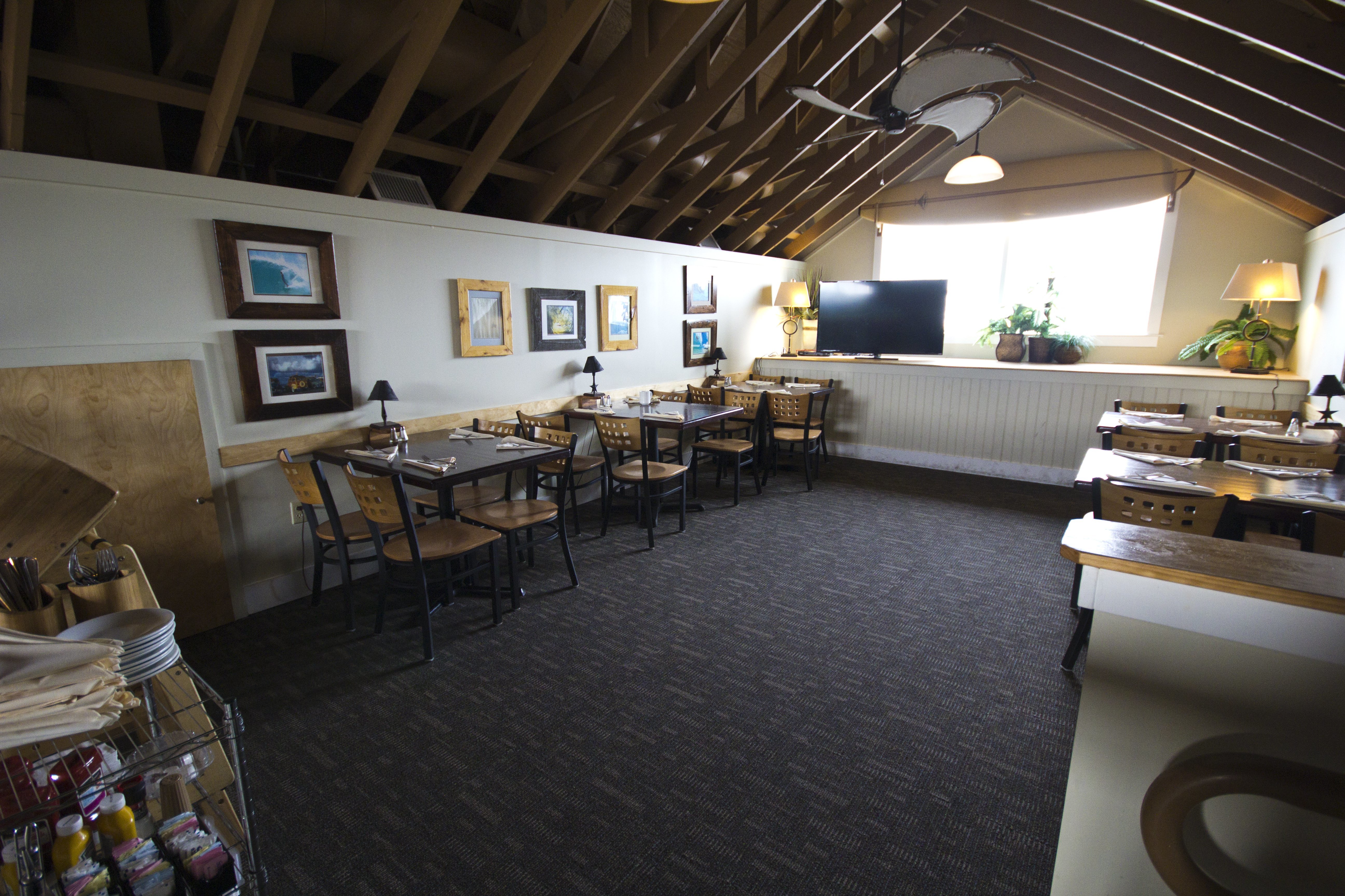 Filling Up on OffSeason Specials at Longboard Cafe in OCMD Shorebread