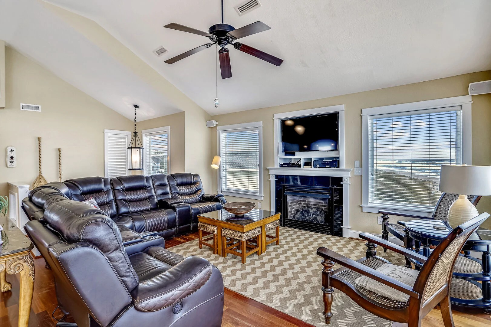 Be Surrounded By Luxury With Duck NC VRBO Rentals Shoreline OBX Vacation