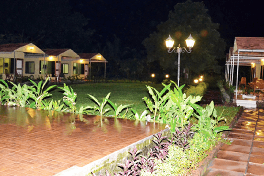 Cozy Cottages with Pool in Alibaug