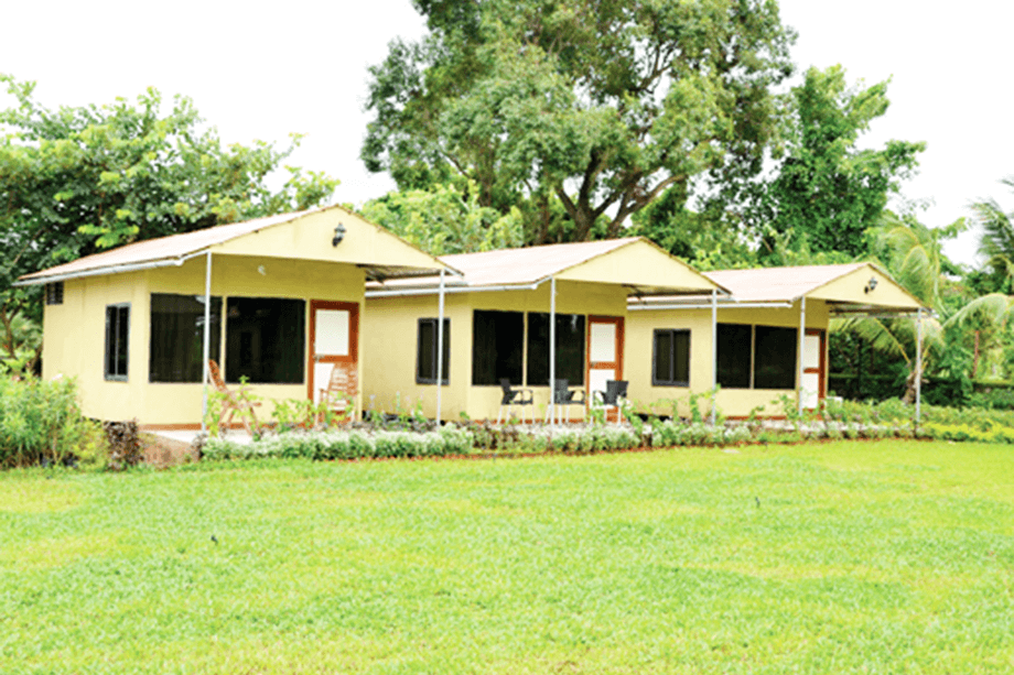 Cozy Cottages with Pool in Alibaug
