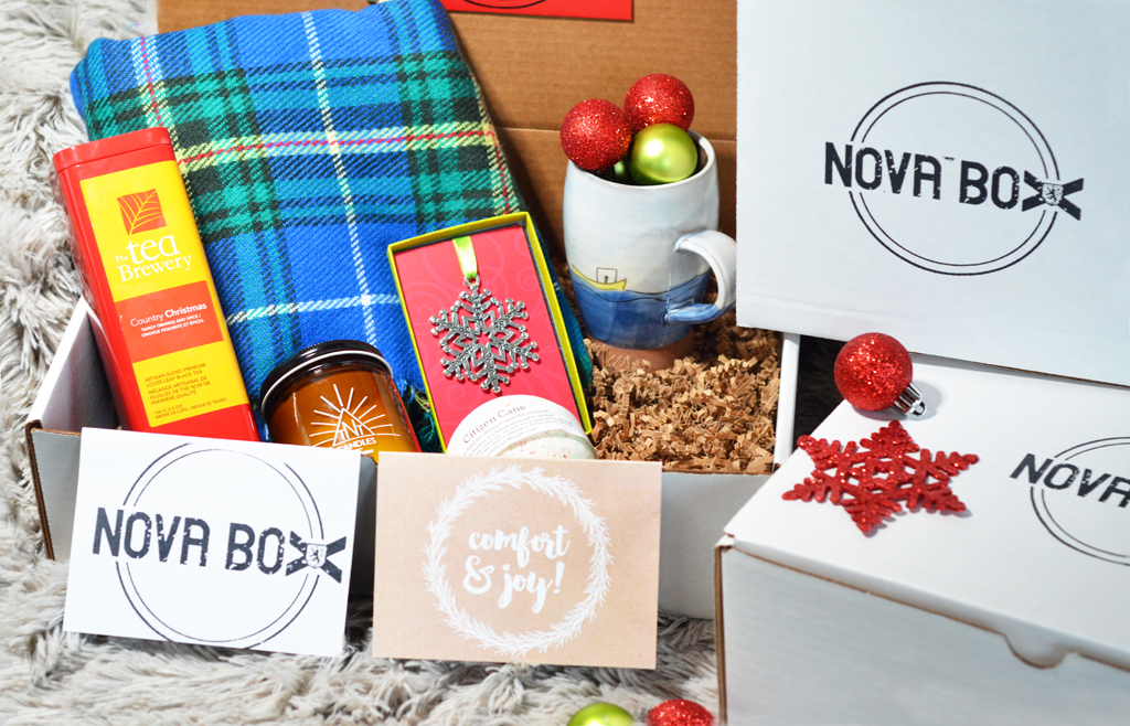 GIFT GUIDE FOR THE PERSON WHO LIVES FAR AWAY SHORT PRESENTS GIFT GUIDE FOR THE PERSON WHO LIVES FAR AWAY SHORT PRESENTS