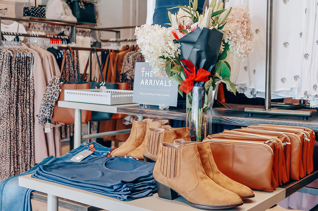 UK FASHION BRAND OASIS OPENS FIRST CANADIAN STORE IN HALIFAX NOVA