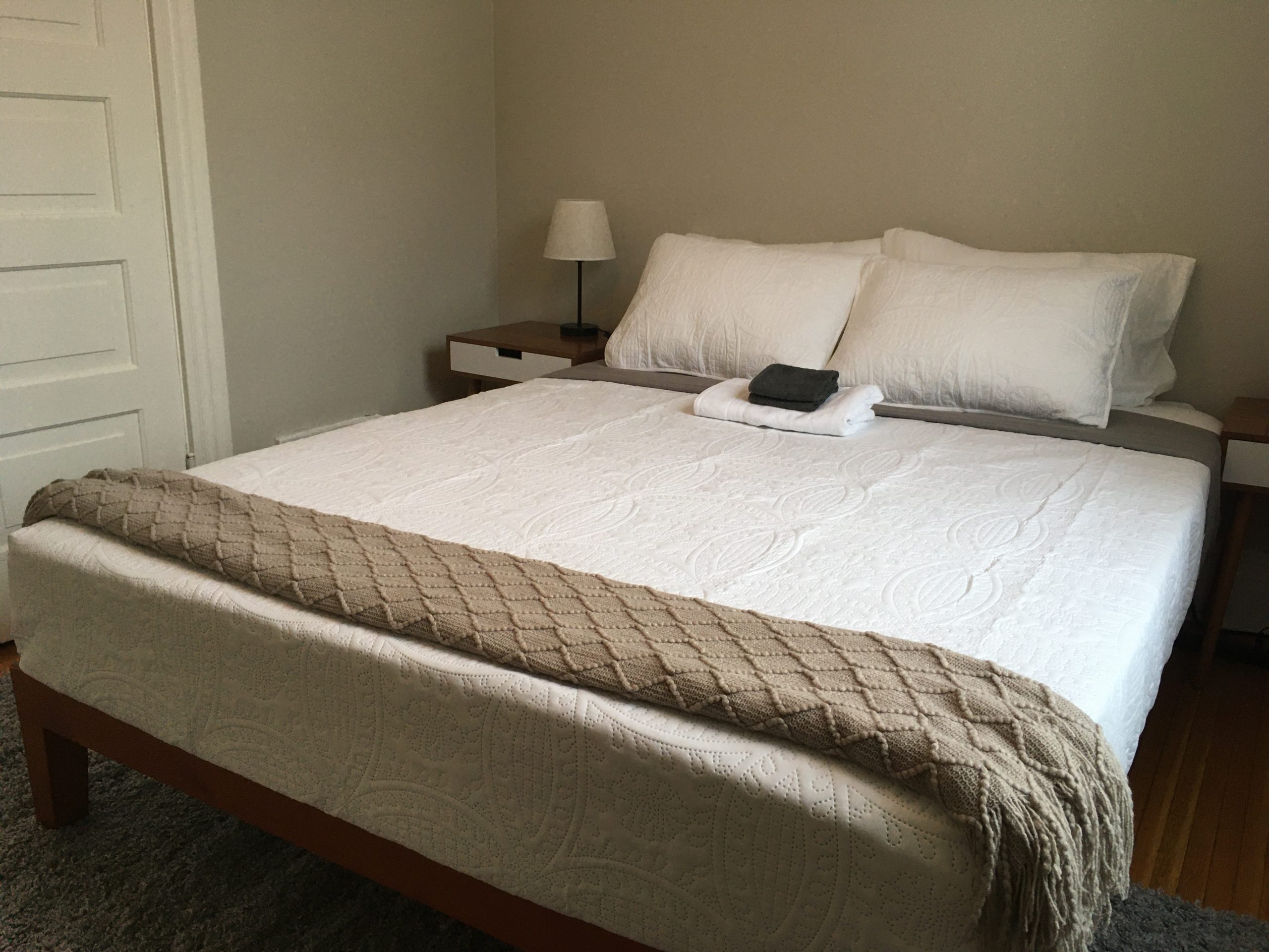 Grosvenor West Short Term Rentals London Ontario