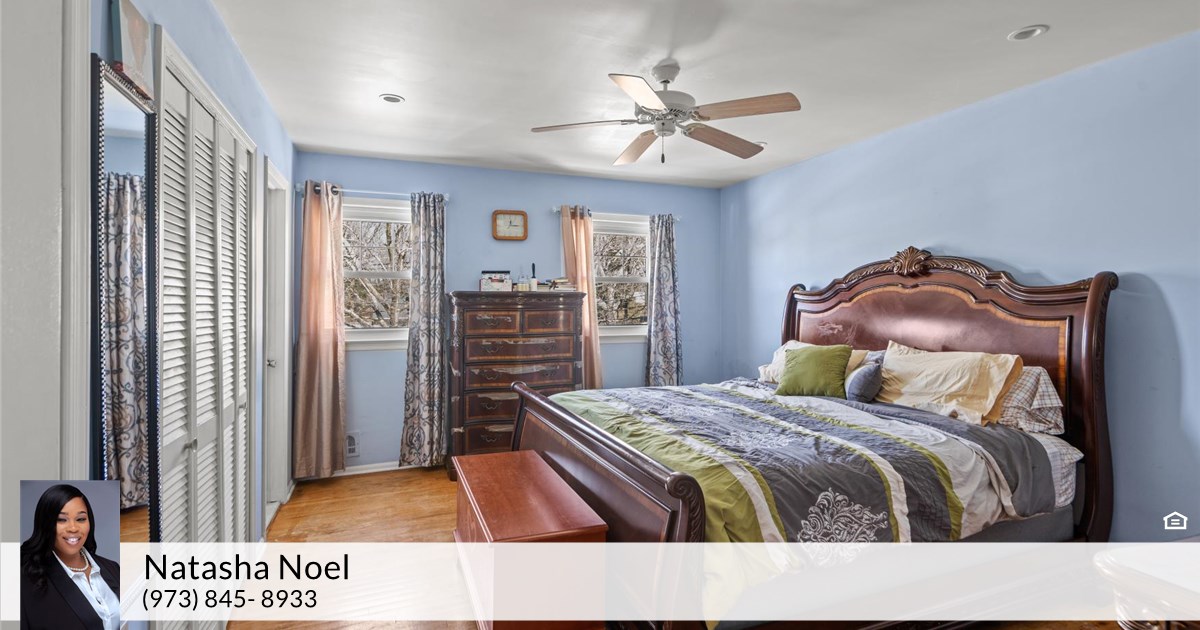 5 Woodmere Dr, Eatontown, NJ 07724