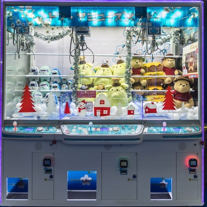 New Claw Catcher Arcade With 1 To 2 Gameplays That Can Win Yourself