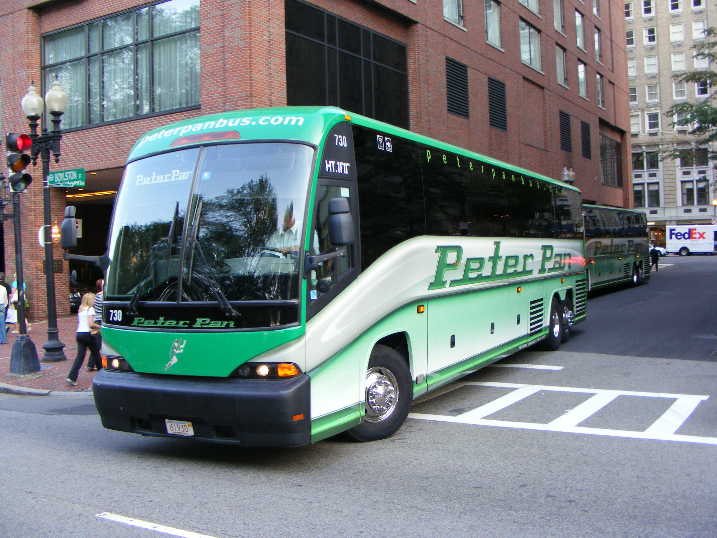Peter Pan Bus Lines SHOWBUS INTERNATIONAL BUS & COACH IMAGE GALLERY USA