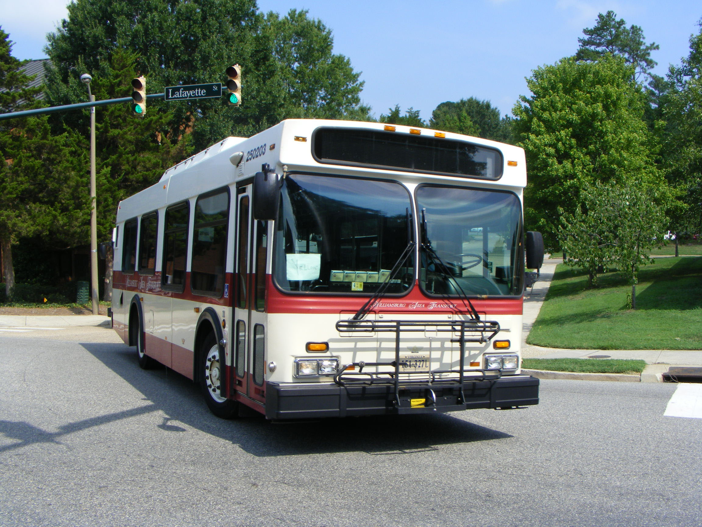 Williamsburg Area Transport Authority WATA SHOWBUS AMERICA BUS