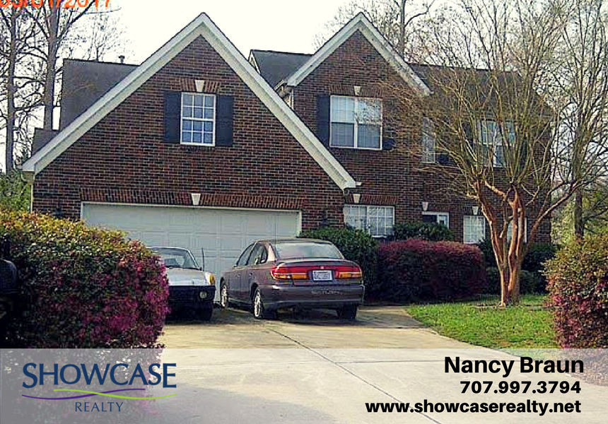 Home for Sale in Mount Holly NC in Beautiful Waterfront Community