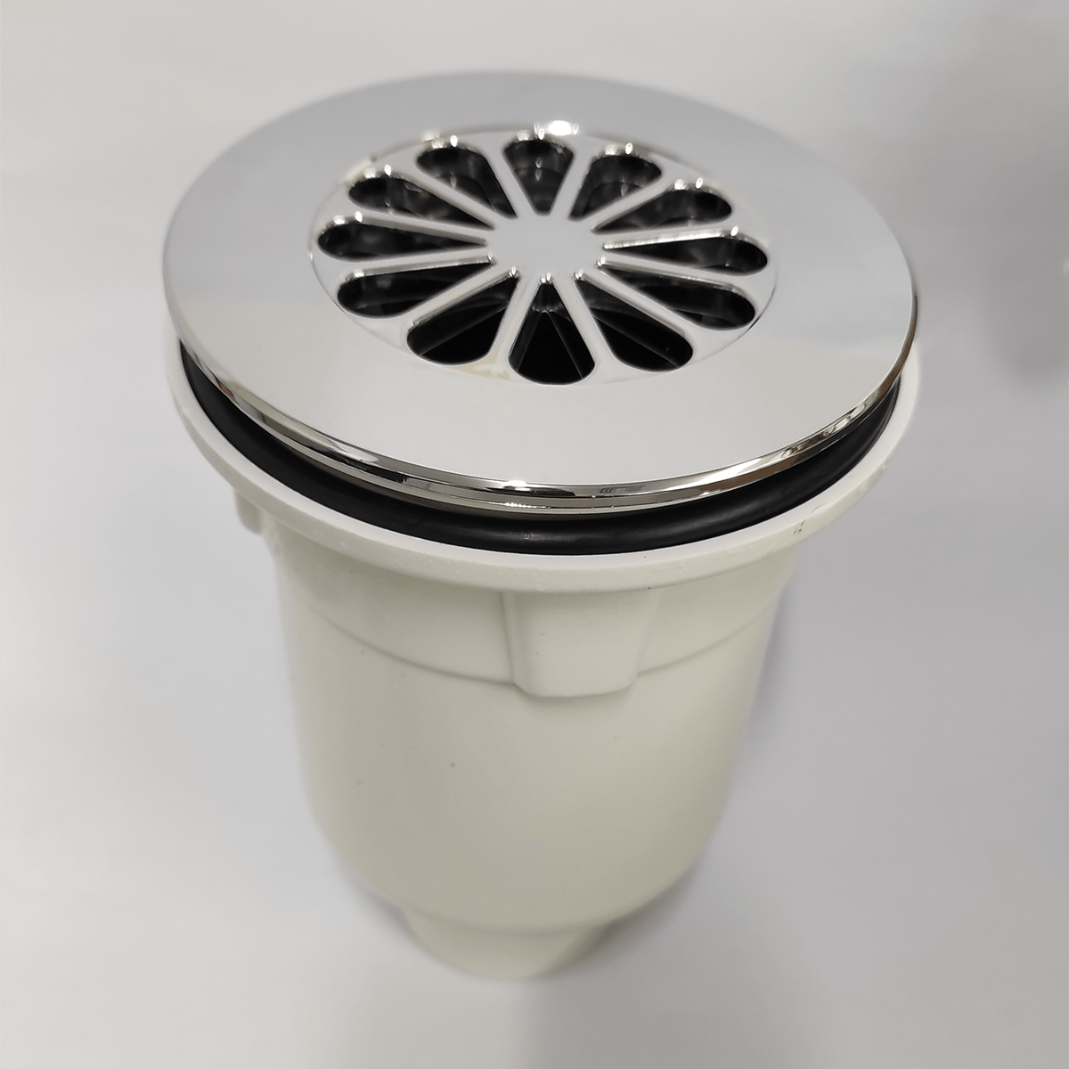 Easyclean Waste Bottom Exit (Aquaknight) Showerwell Home Products