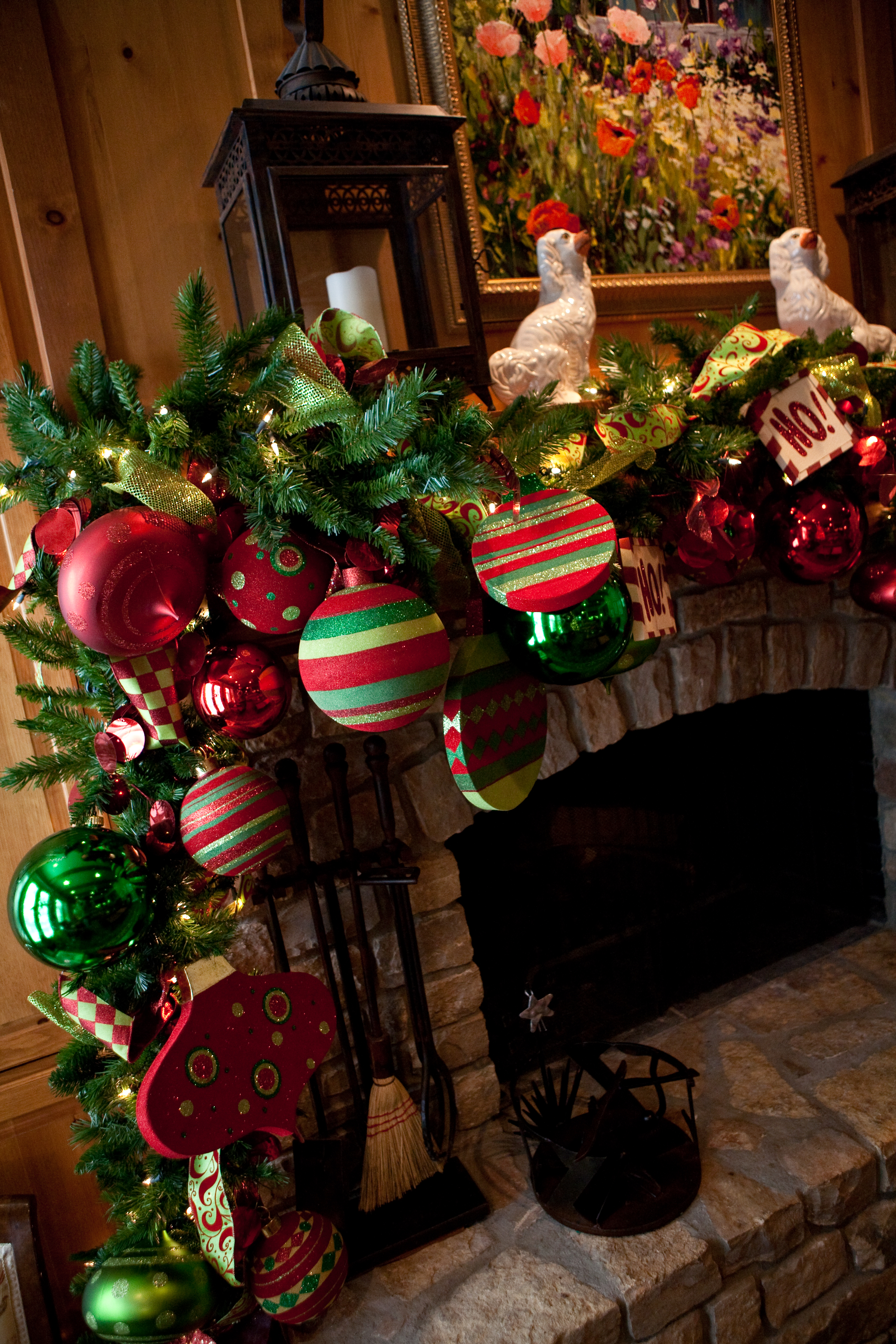 Show Me a Mantel Many Merry Ways……. Show Me Decorating