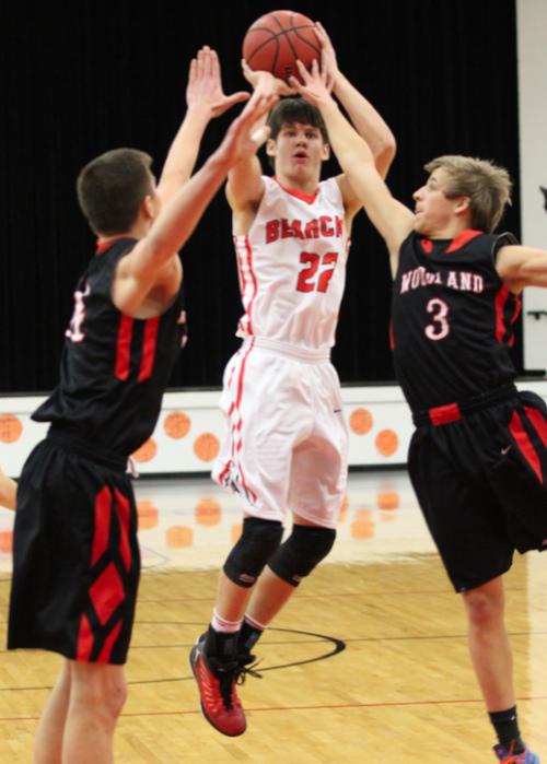 Dexter Bearcats Drop to Woodland