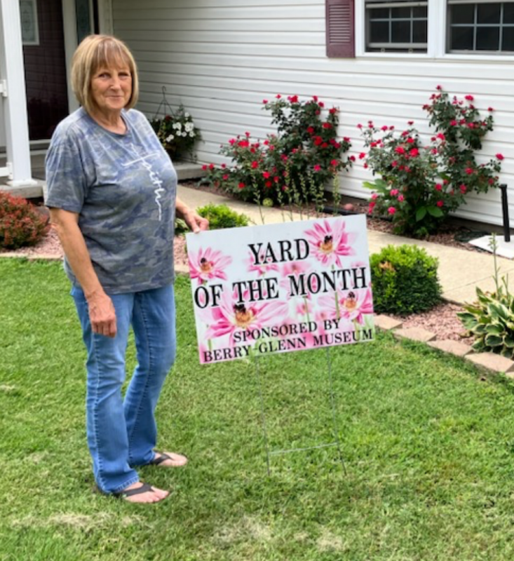 McLain Home Receives August Yard of the Month
