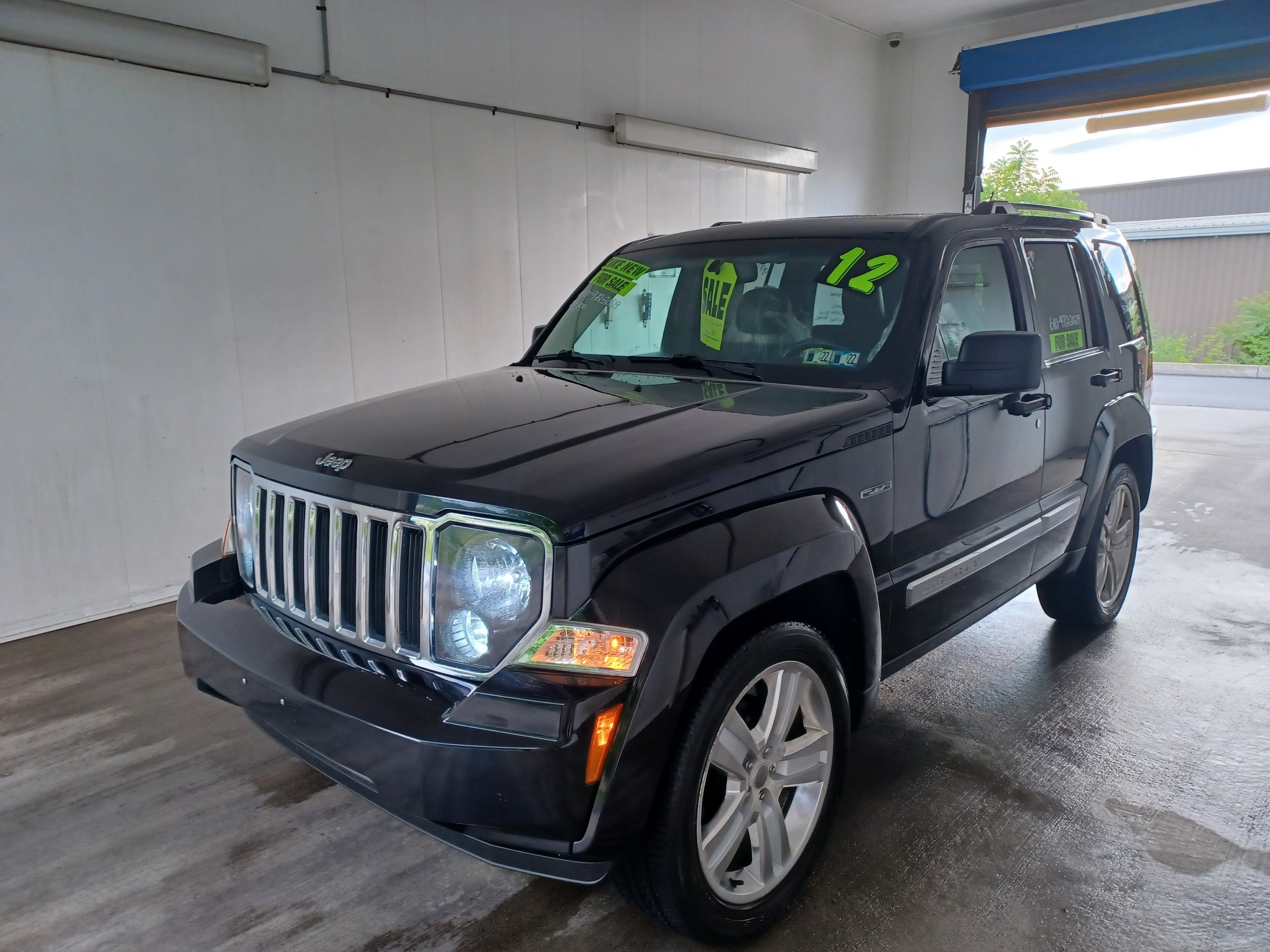 2012 JEEP LIBERTY JET EDITION. LIMITED 4X4 Show Ready Cars LLC
