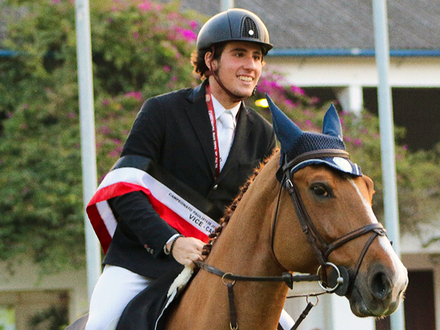 Felipe de Biase, Kate de Wind e Luiza Ribeiro no pódio do Paulistão