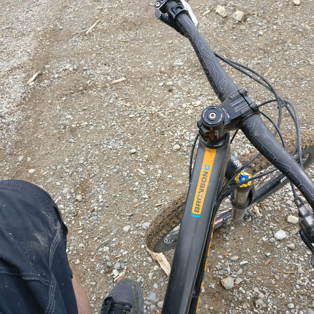 How does changing stem length effect mountain biking? SHRED TRAIL