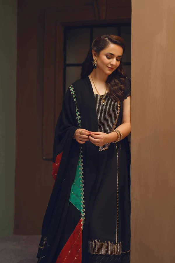 Nishat Linen Black Khaddar Collection Replica Master Replica Pakistan