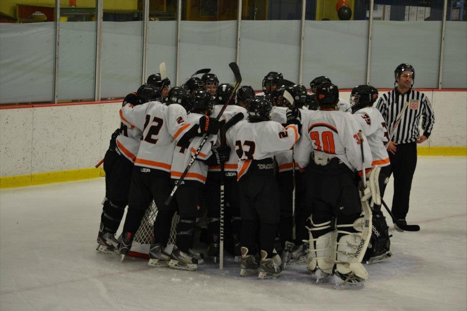 Hockey Players Wanted! The Round Table